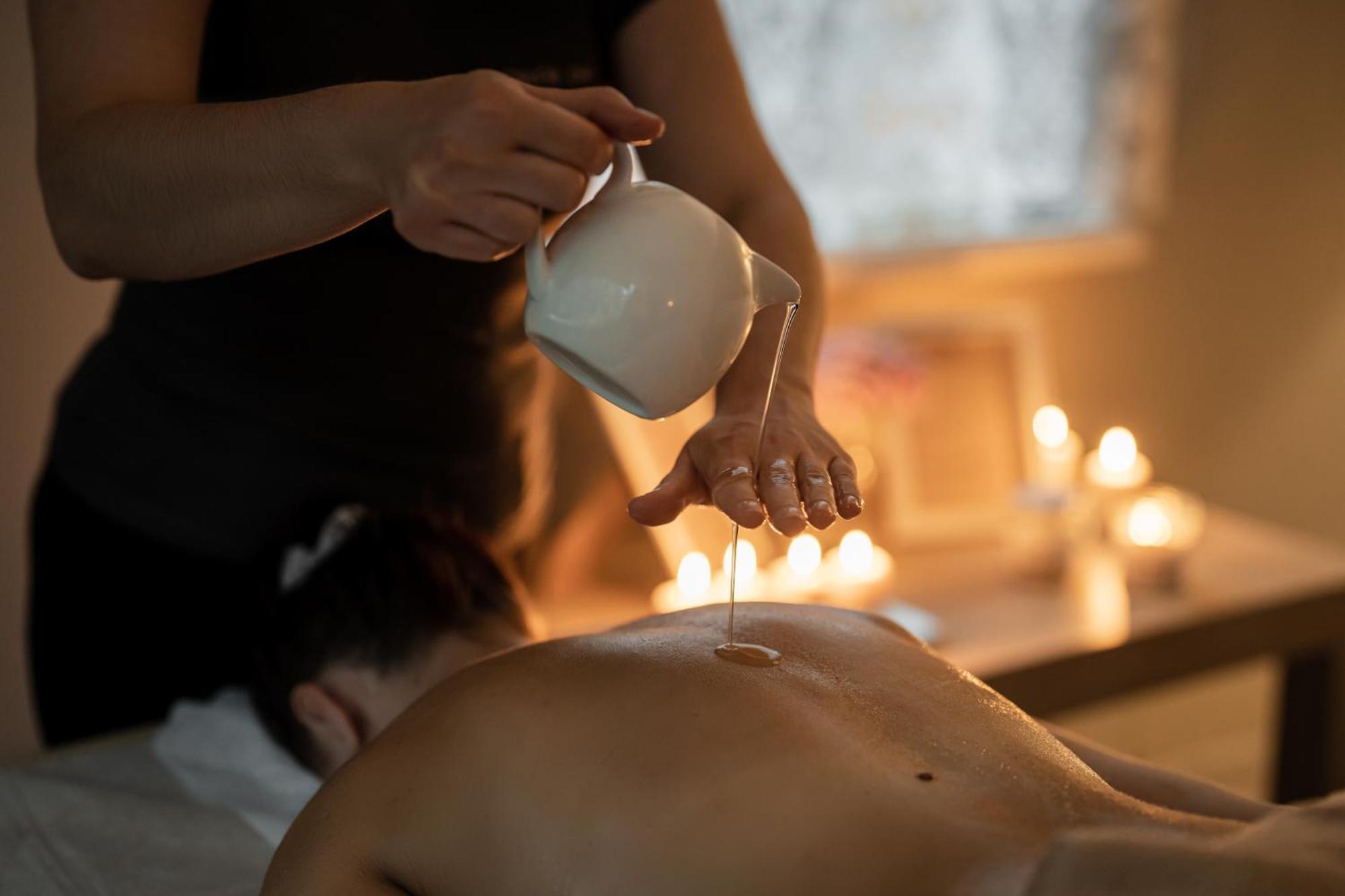 Hotel przy Dworze Spa & Wellness Leśna Podlaska Esterno foto