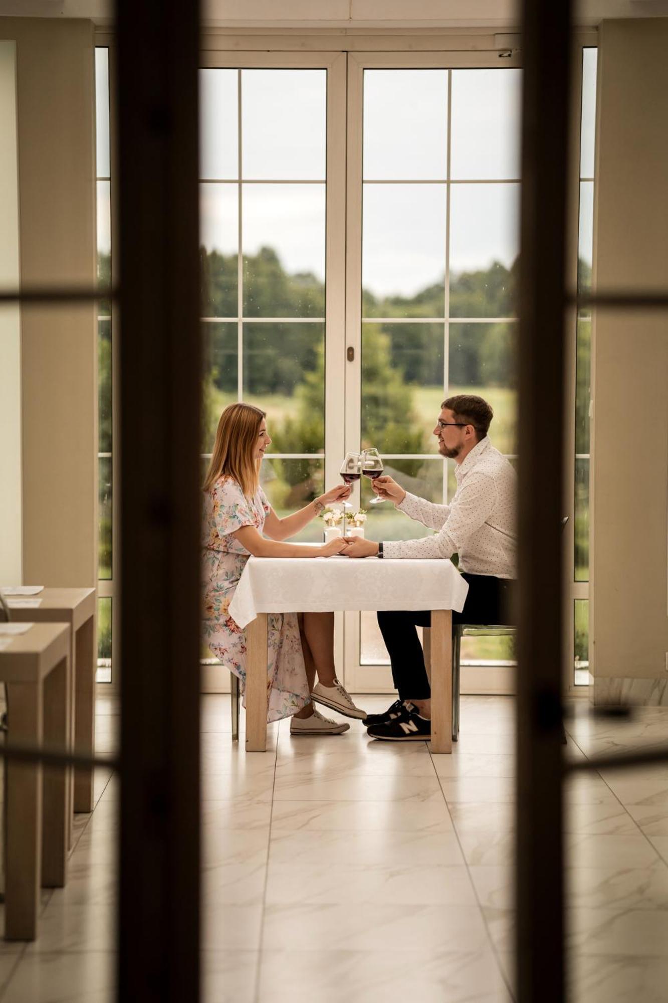Hotel przy Dworze Spa & Wellness Leśna Podlaska Esterno foto